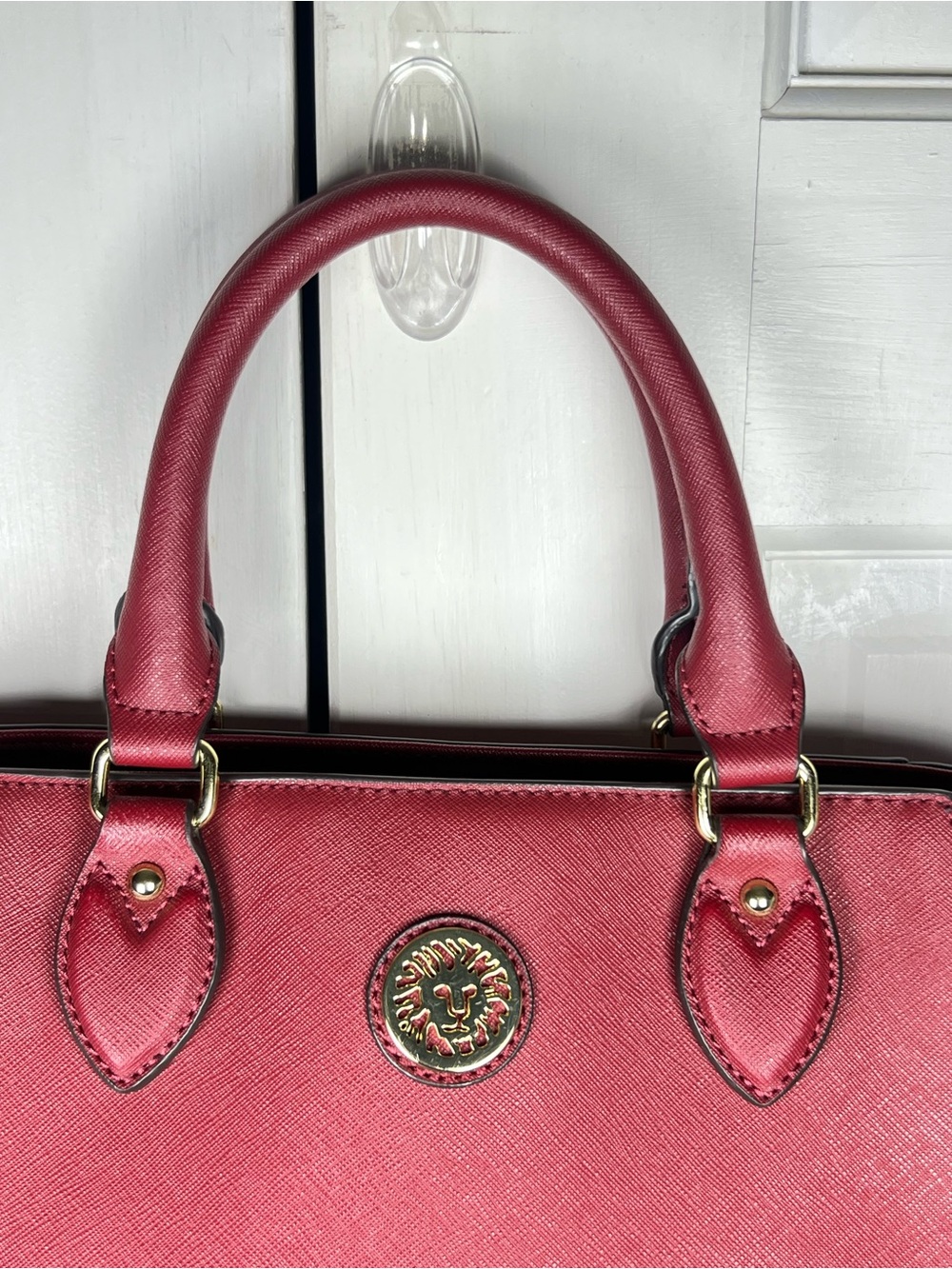 Anne Klein Satchel Vegan Leather Gold Tone Lion Logo Wine Red Color - Picture 2 of 10